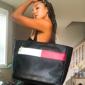 Tommy Hilfiger Extra Large Leather Tote! MSRP $138